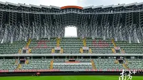 青岛险胜上海，段昂君20分王哲林24分8板，连胜势头不减